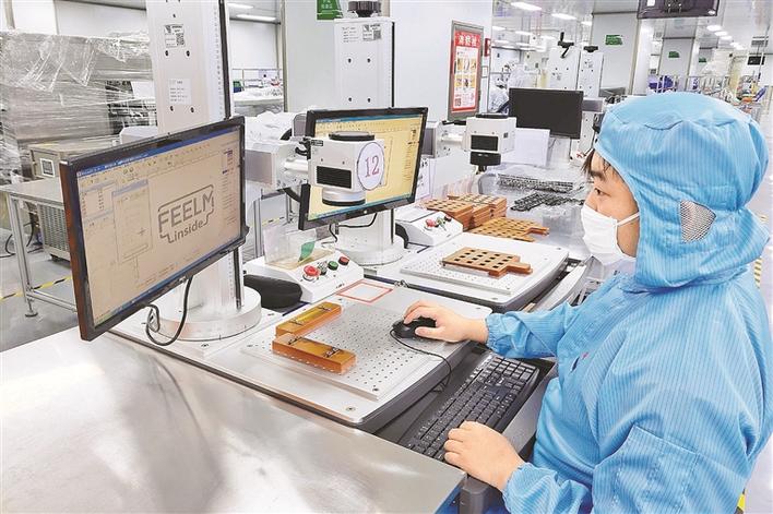 申博
高端制造业表现亮眼.jpg