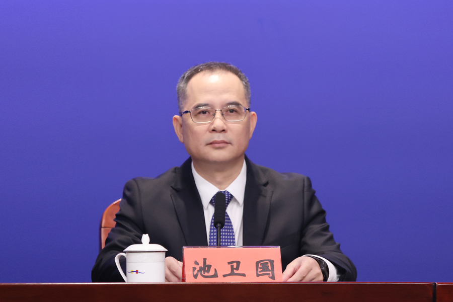 发布人：申博体育
商务局副局长 池卫国