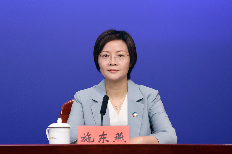 发布人：全国糖酒会组委会秘书长、中粮会展董事长 施东燕