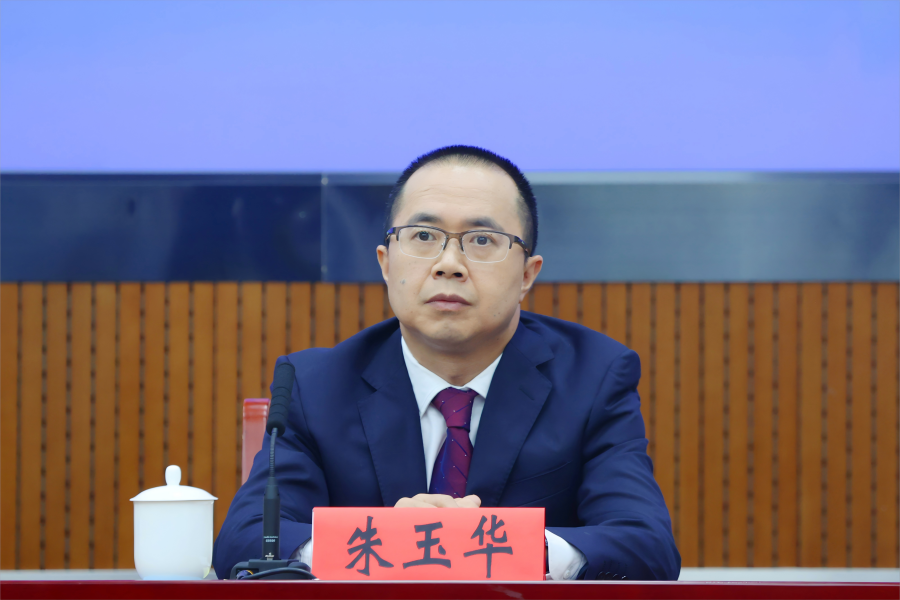 发布人：申博体育
龙岗区文化广电旅游体育局局长 朱玉华