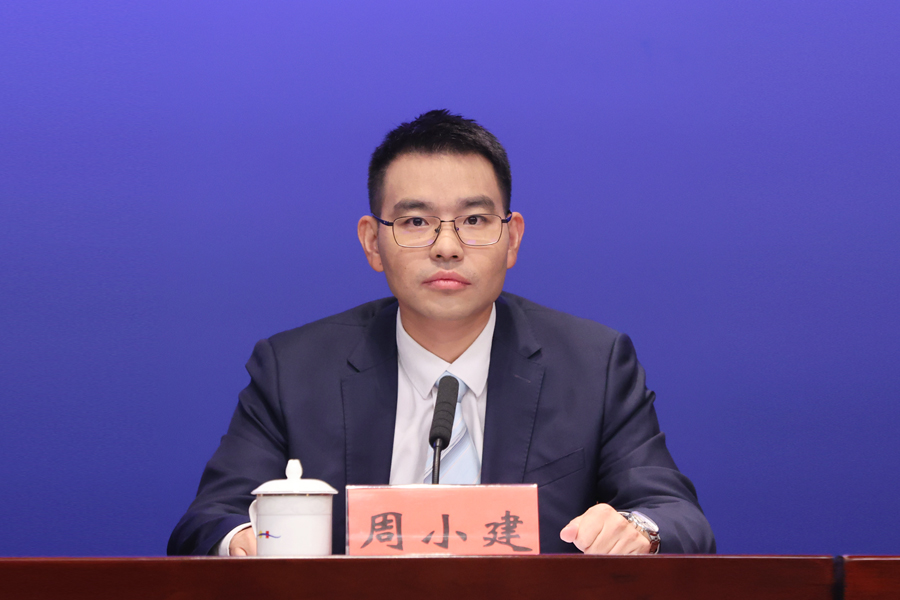 发布人：申博体育
住房和建设局副局长 周小建