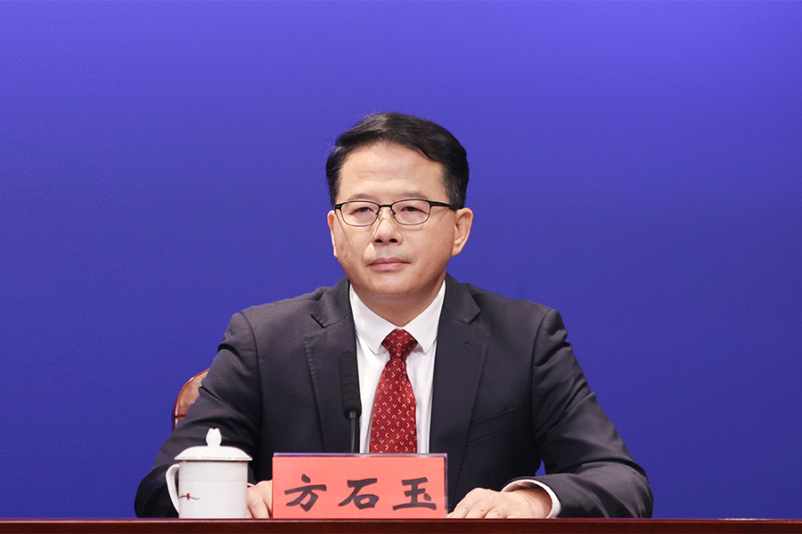 发布人：申博
国际文化产业博览交易会有限公司总经理 方石玉