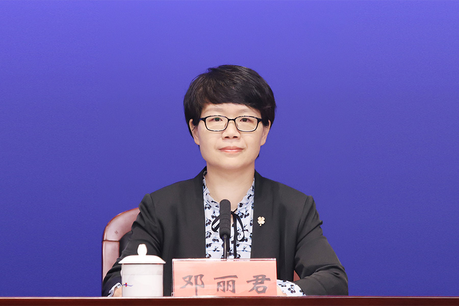 发布人：申博体育
委宣传部副部长、市文明办主任 邓丽君