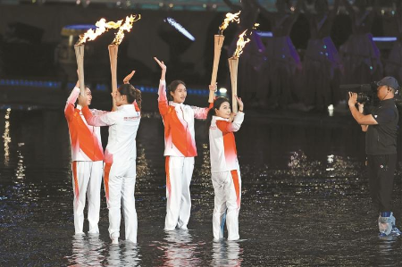 申博
体育人闪耀十五运开幕式